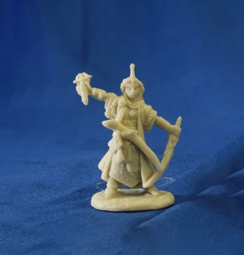 Reaper Bones: Kyra - Iconic Cleric