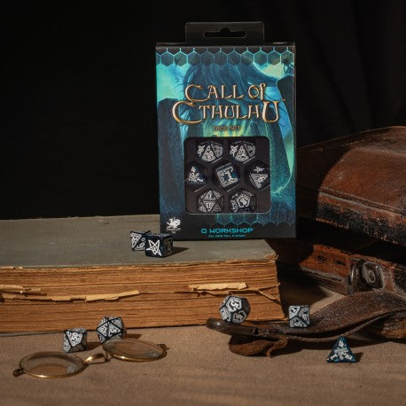 Call of Cthulhu RPG: Abyssal & White - Dice Set