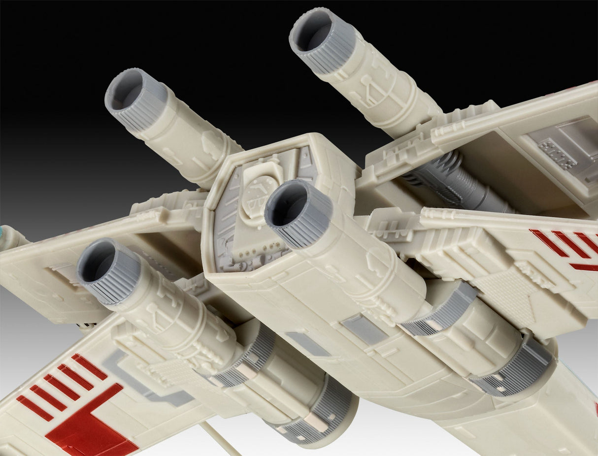 Star Wars Revell X-Wing Fighter m. lim & maling (1:57)