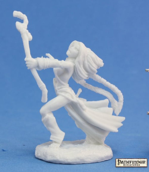 Reaper Bones - Seoni Iconic Sorceress