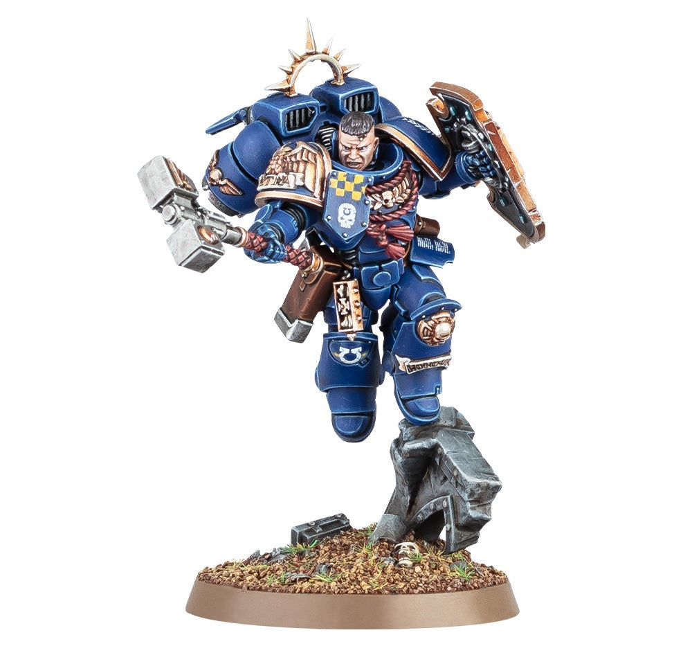 Warhammer 40k: Space Marines - Captain with Jump Pack and Relic Shield