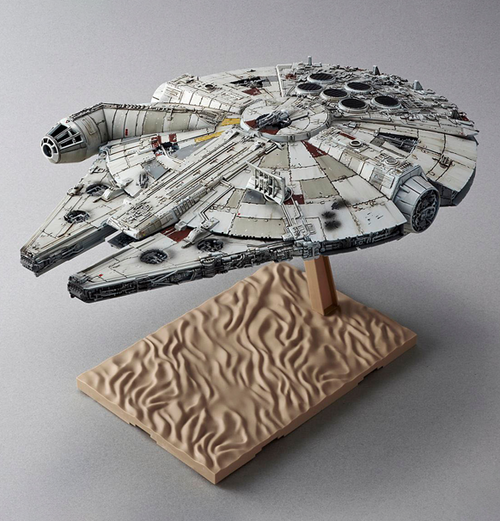 Star Wars: Bandai Revell - Millennium Falcon (1:144)