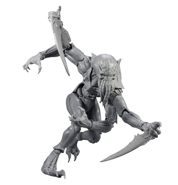 Warhammer 40k: Ymgarl Genestealer - AP Action Figure (18 cm)