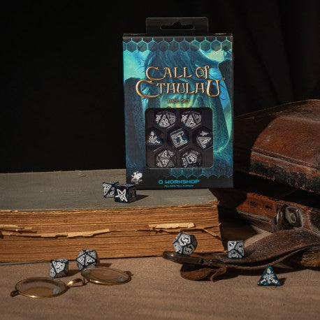 Call of Cthulhu: Abyssal & white - Dice Set 